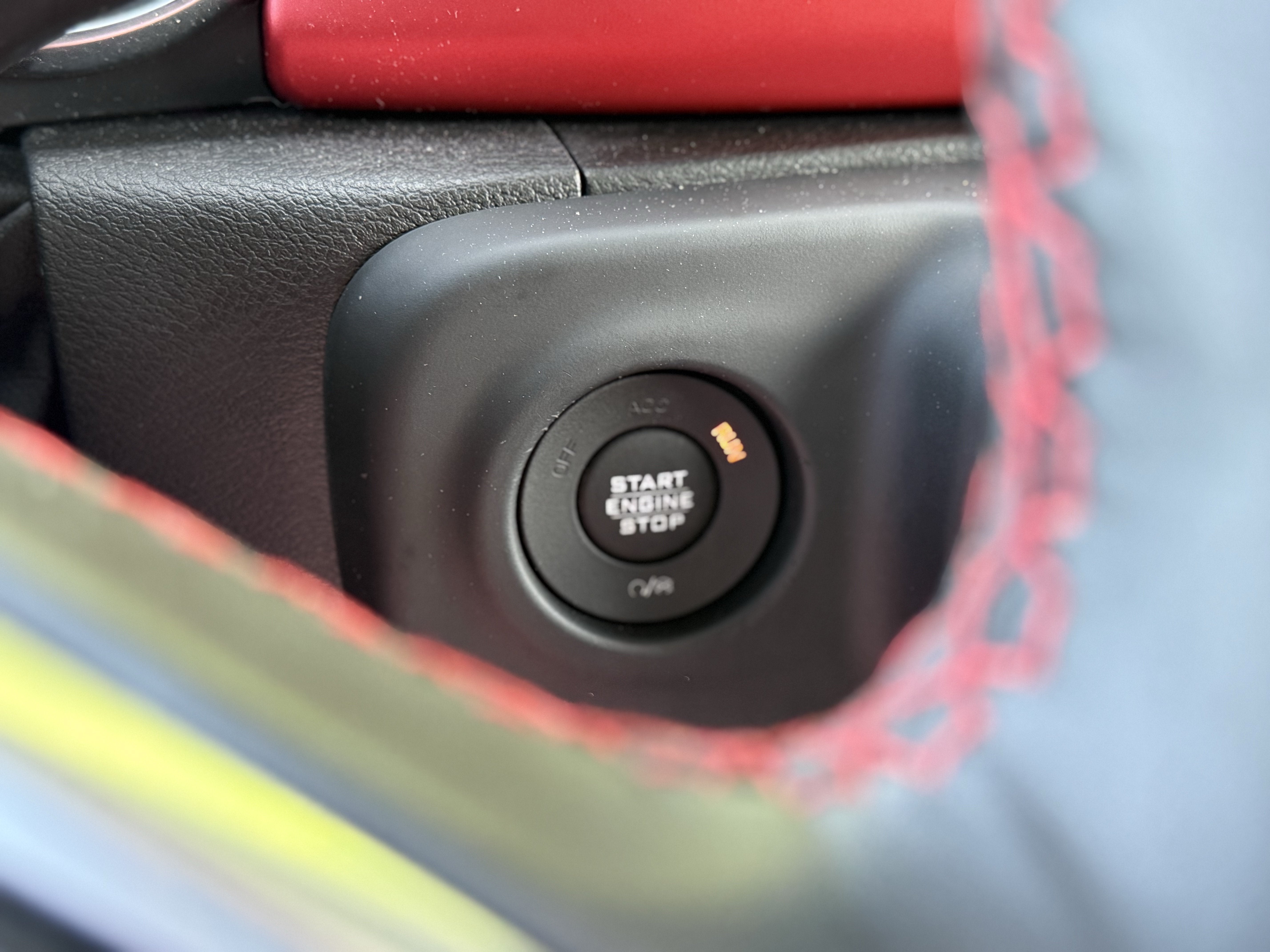 2019 Jeep Wrangler — interior view