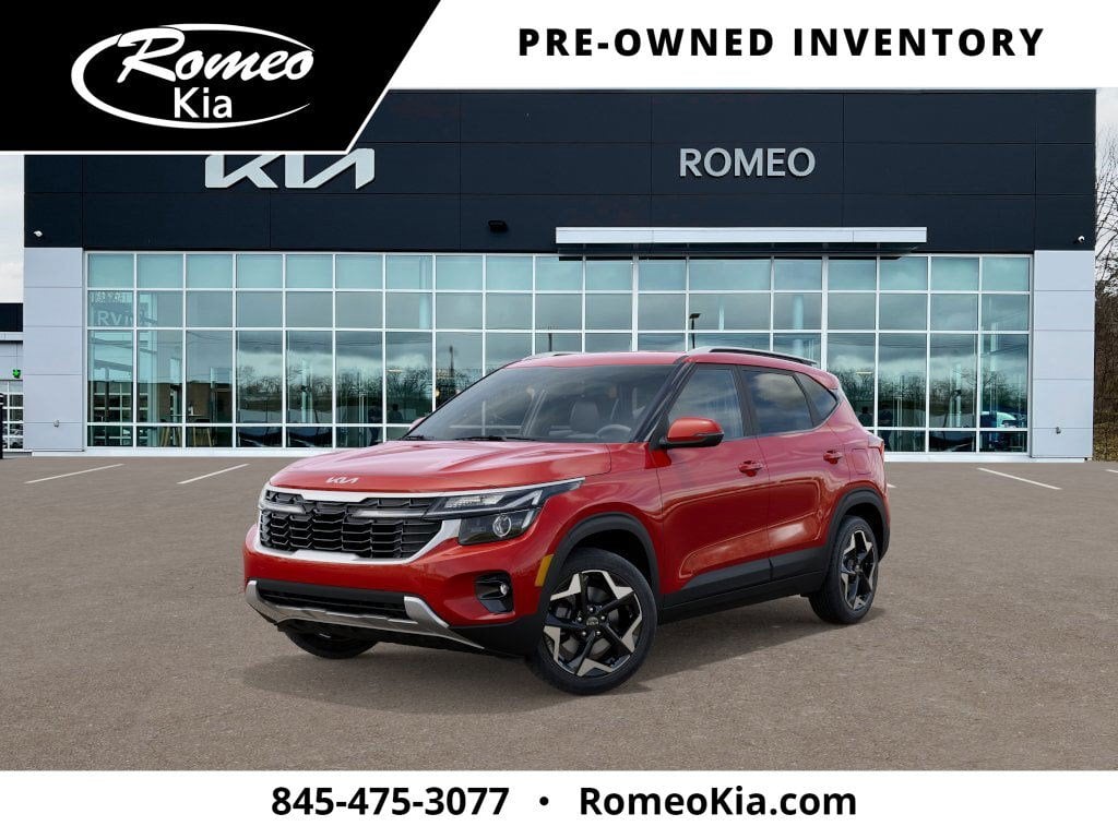 2026 Kia Seltos S in Mars Orange — front three-quarter view