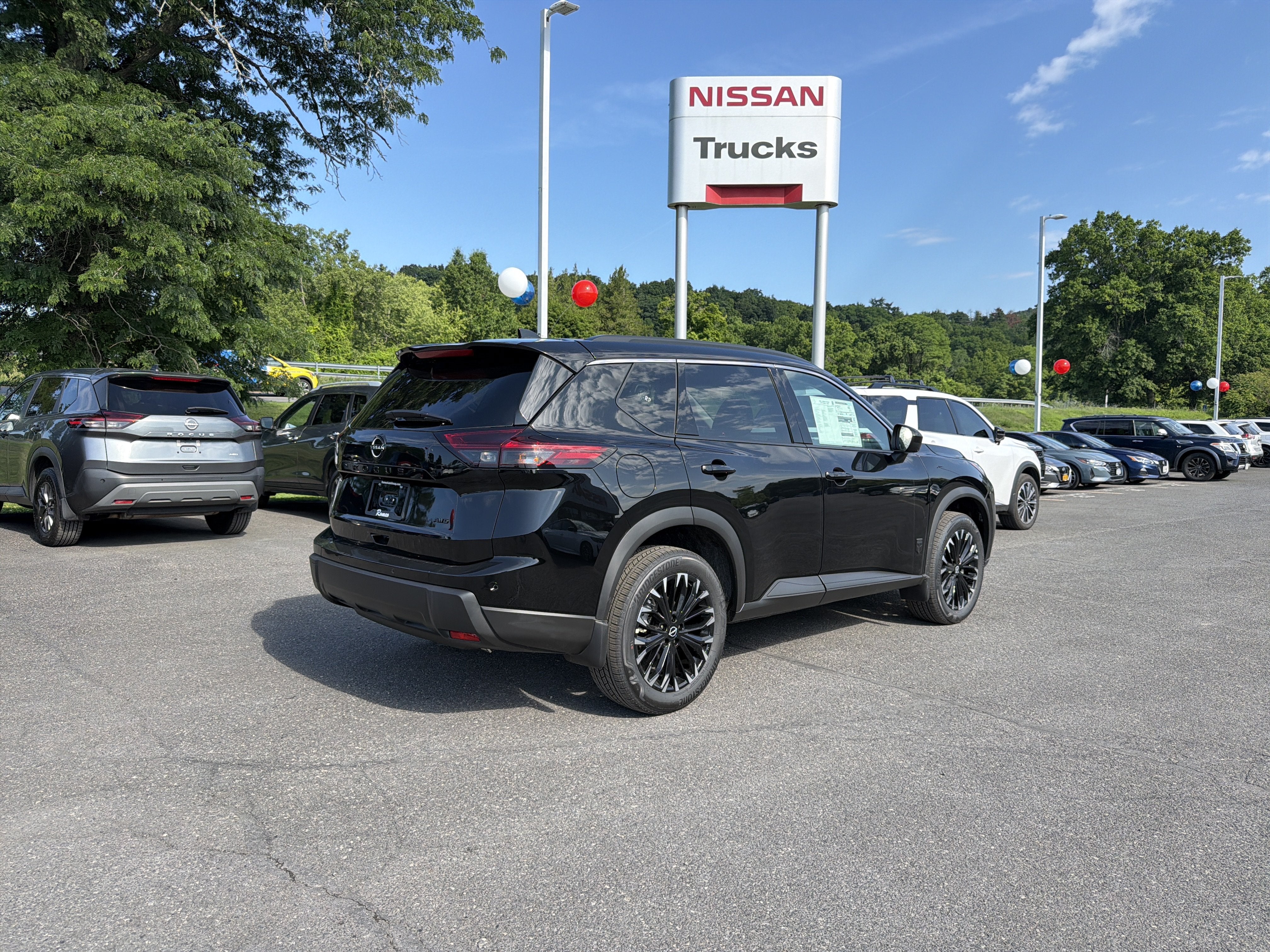 2026 Nissan Rogue — detail view