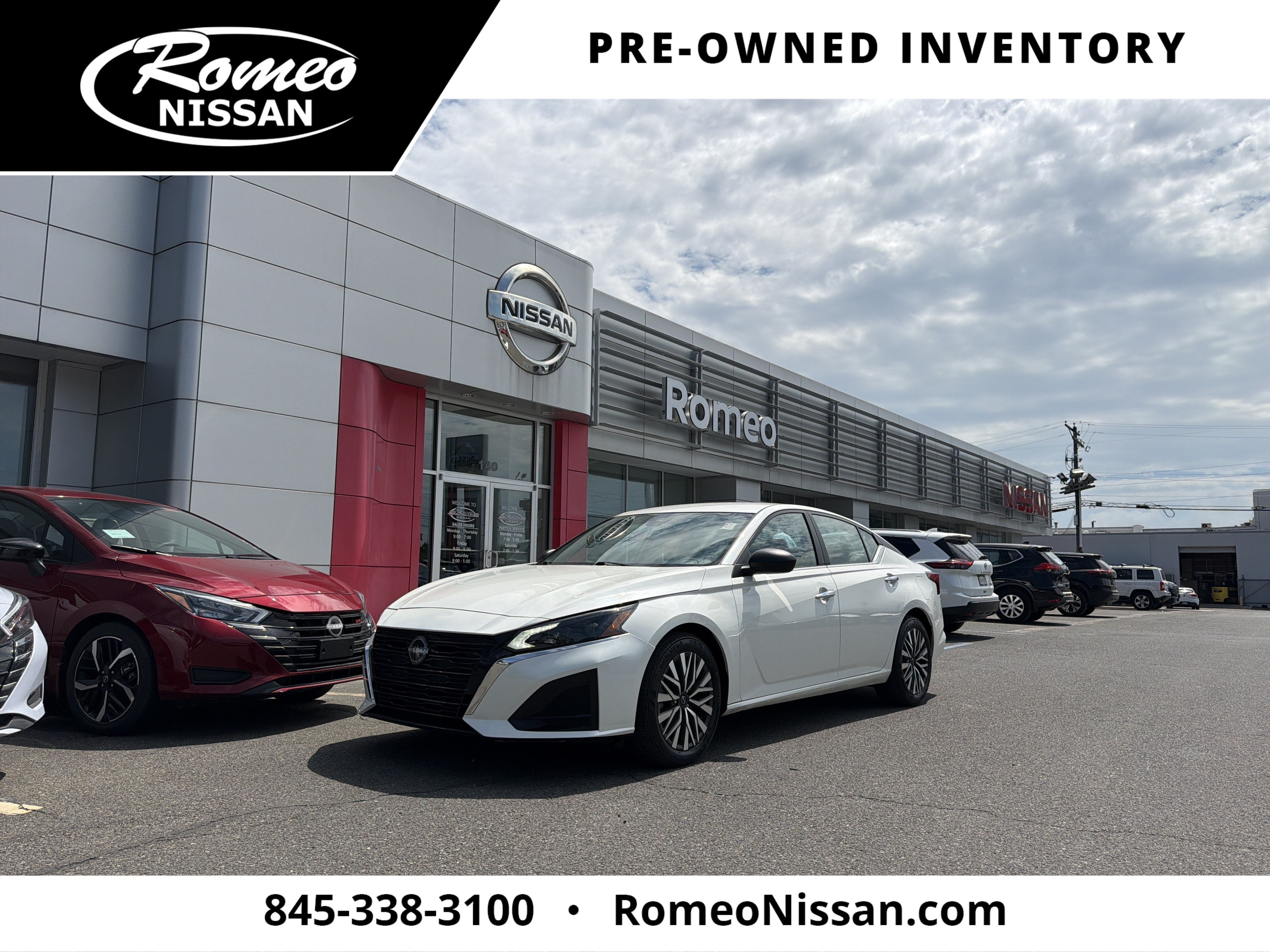 2024 Nissan Altima 2.5 SV in Pearl White Tricoat — front three-quarter view