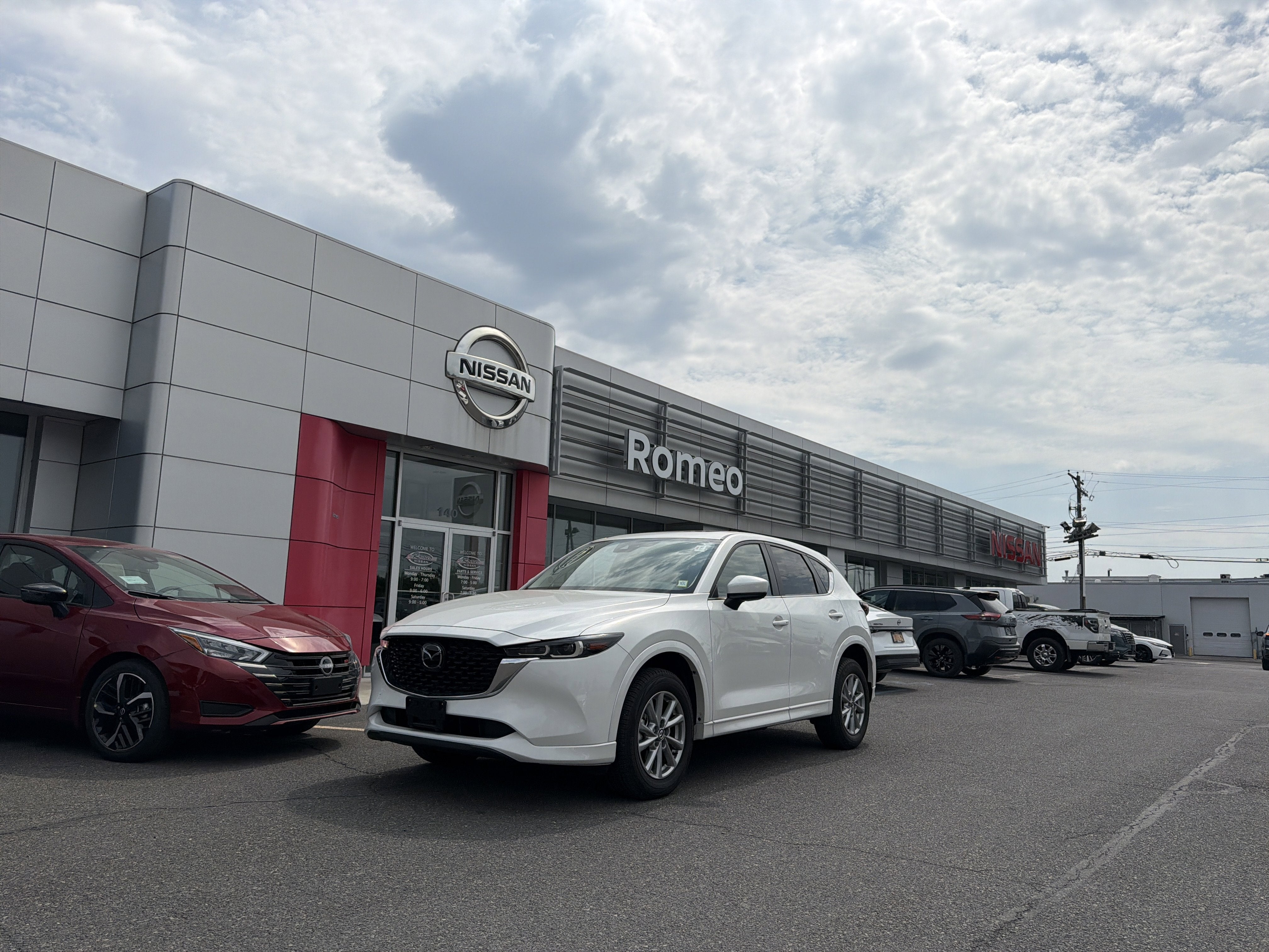 2025 Mazda Mazda CX-5 2.5 S Preferred Package in Rhodium White Metallic — front three-quarter view