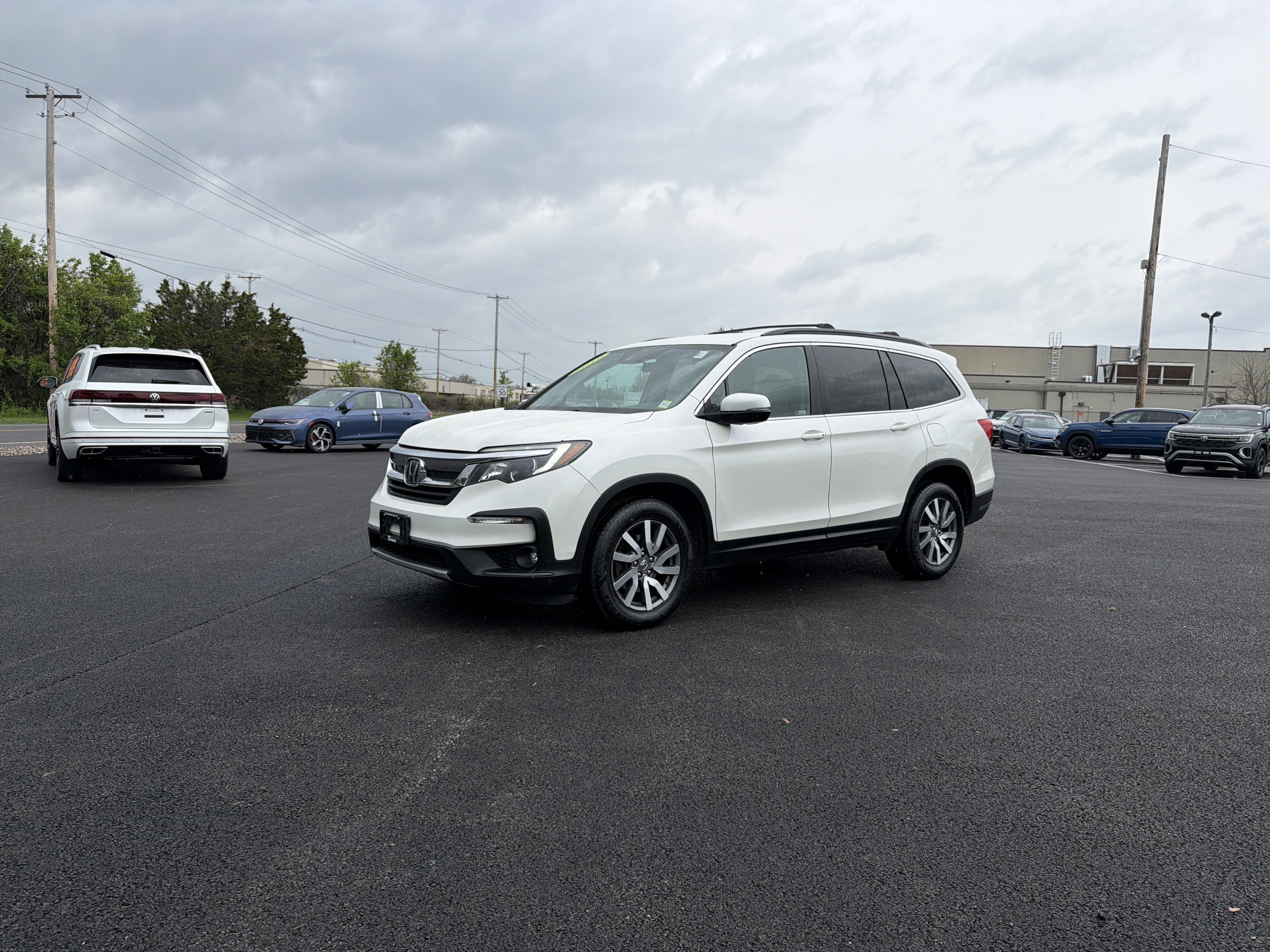2019 Honda Pilot EX in White Diamond Pearl — front three-quarter view
