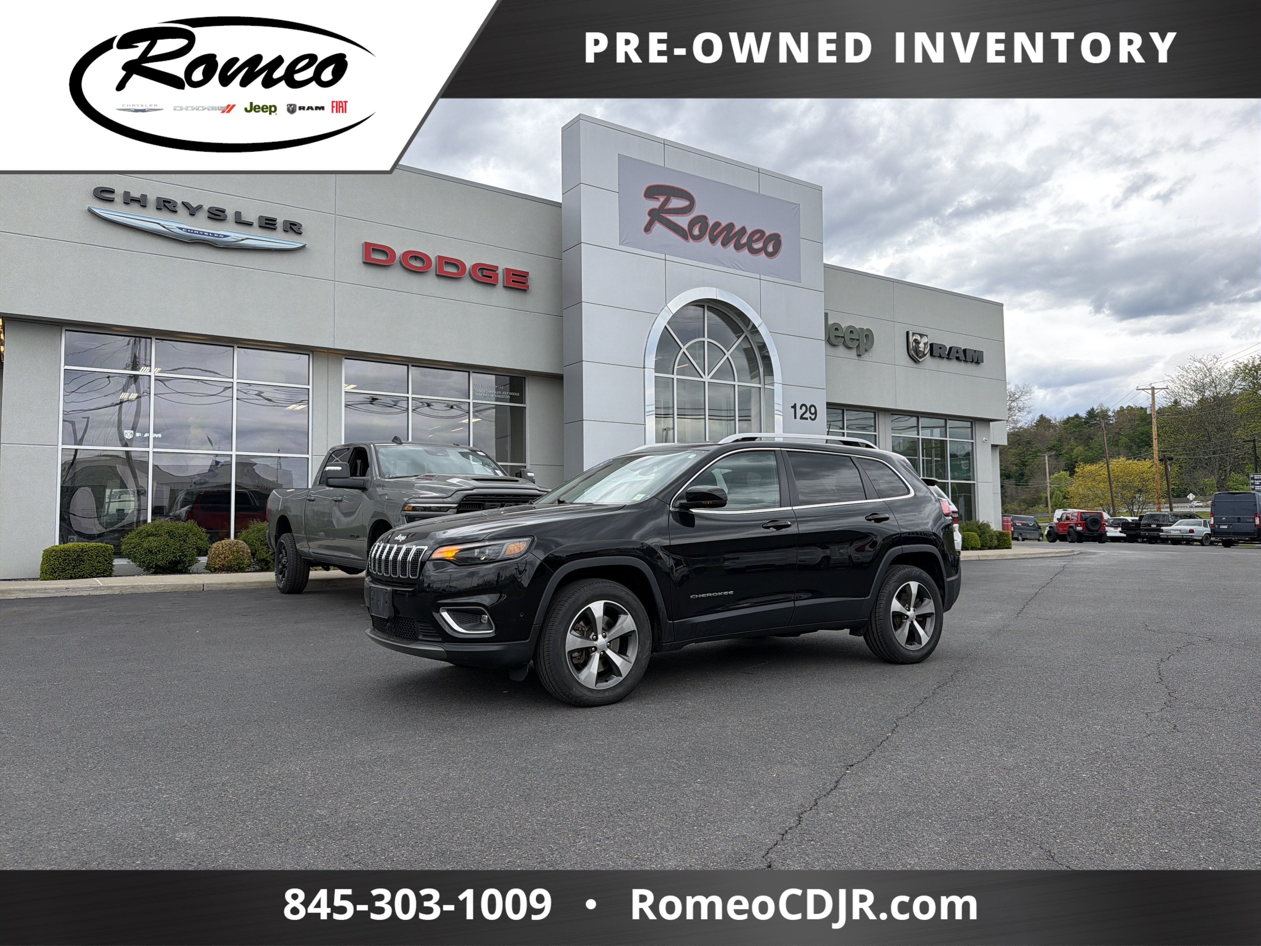 2021 Jeep Cherokee Limited in Other — front three-quarter view