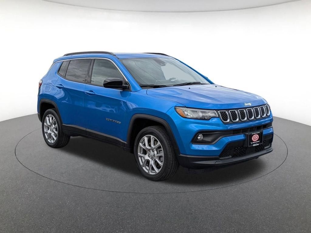 2024 Jeep Compass Latitude Lux in Other — front three-quarter view