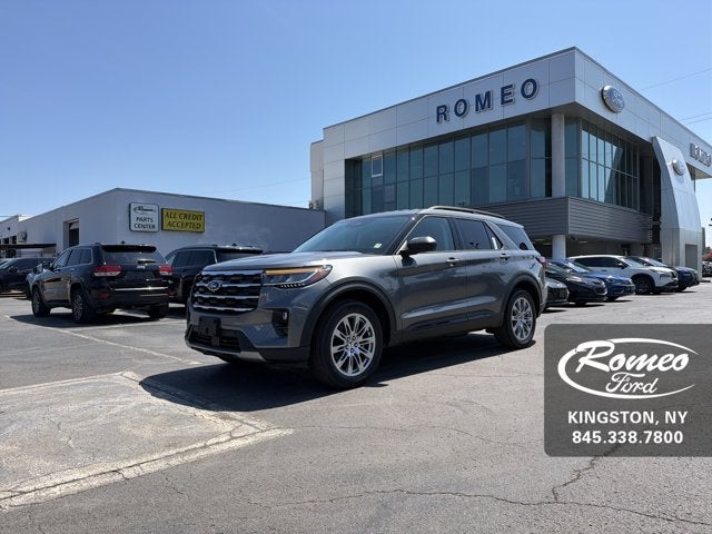 2026 Ford Explorer Active in Carbonized Gray Metallic — front three-quarter view