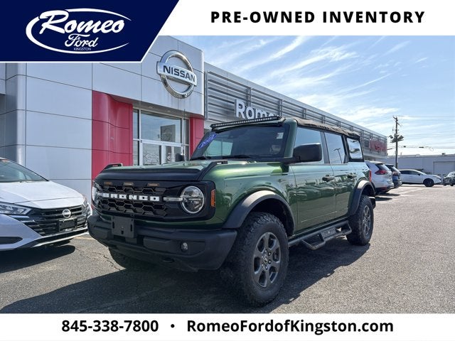 2022 Ford Bronco Big Bend in Green Metallic — front three-quarter view