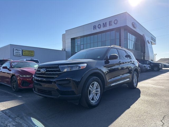 2023 Ford Explorer XLT in Black Metallic — front three-quarter view