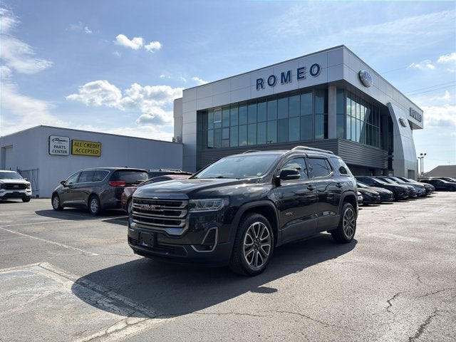 2020 GMC Acadia AT4 in Carbon Black Metallic — front three-quarter view