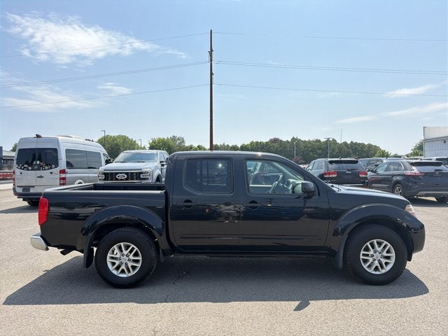 2019 Nissan Frontier — interior view